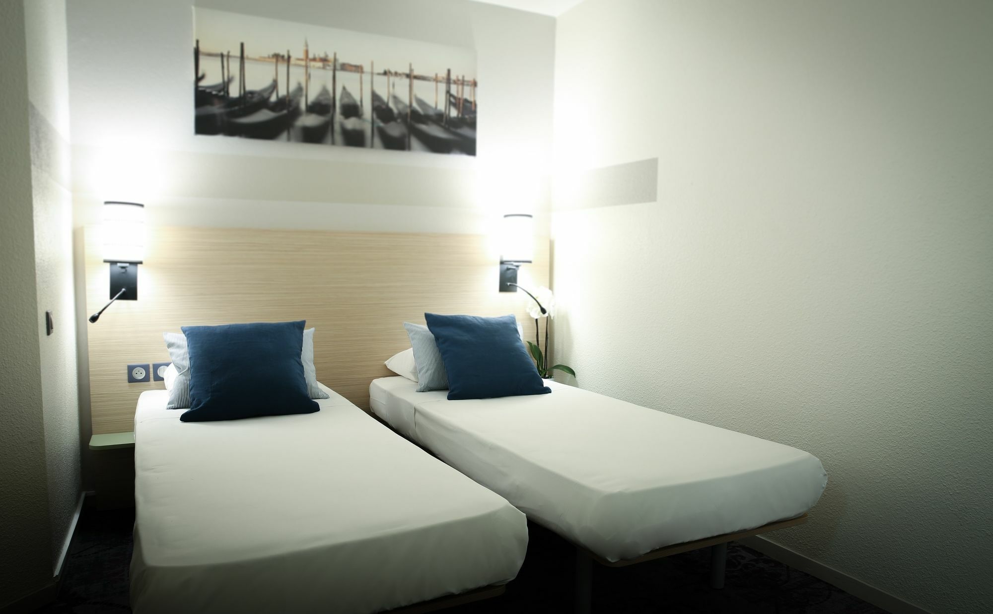 Hotel Inn Design Dijon Sud Marsannay-la-Cote Exterior photo